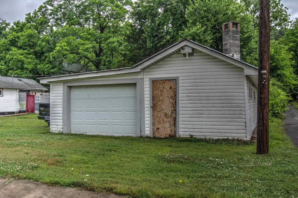 710 2nd Street South Pittsburg, TN 37380