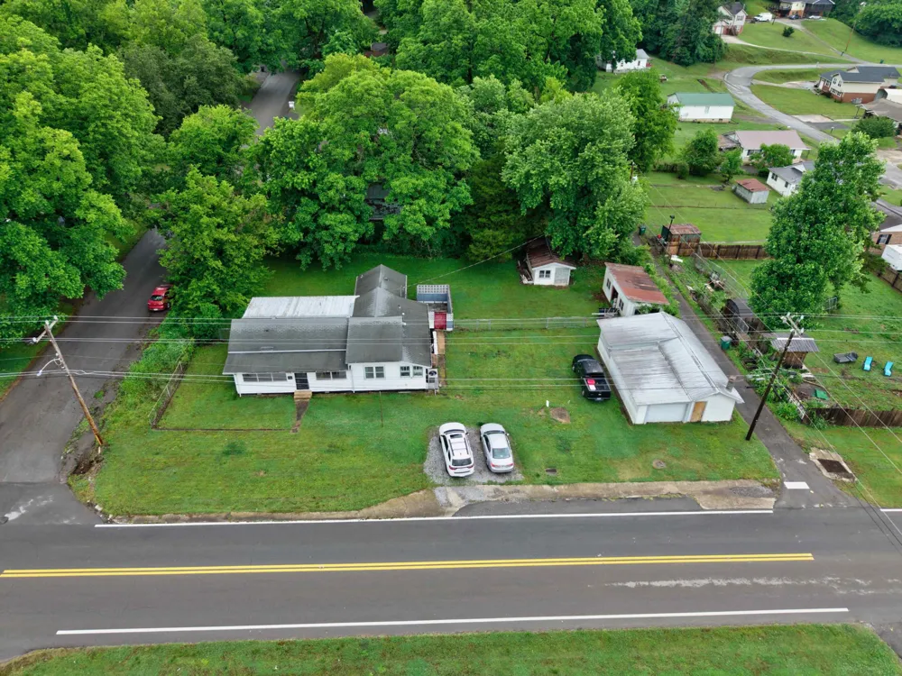 710 2nd Street South Pittsburg, TN 37380