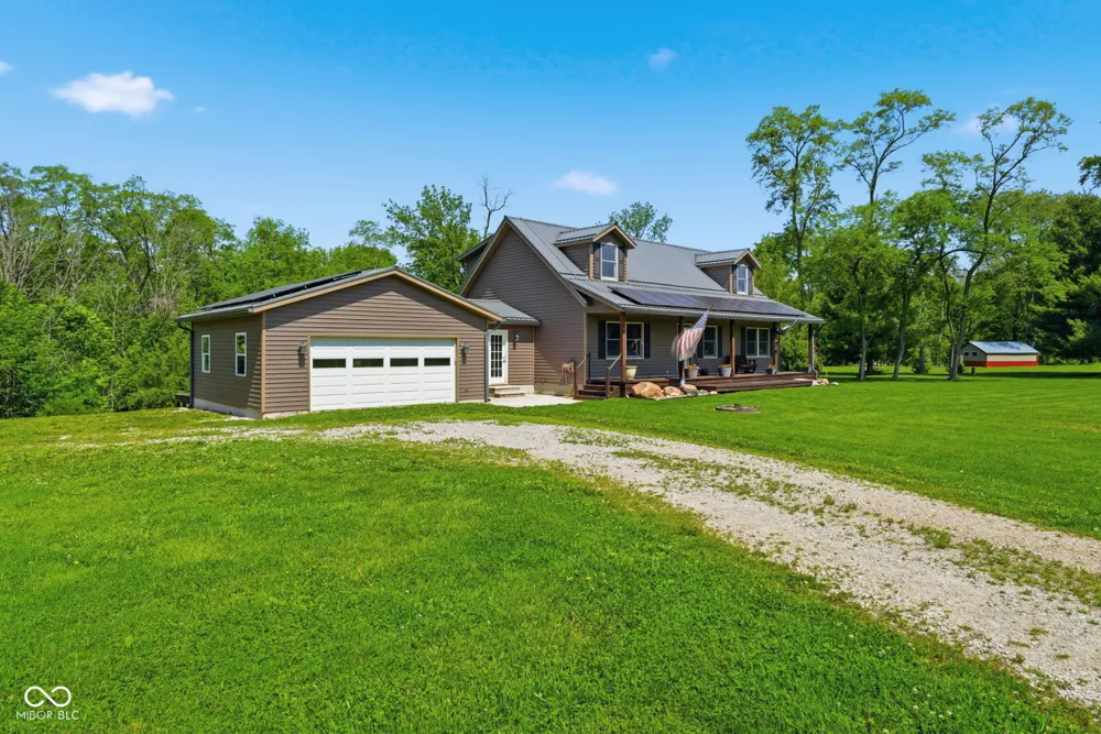 10777 S Waveland Road Waveland, IN 47989