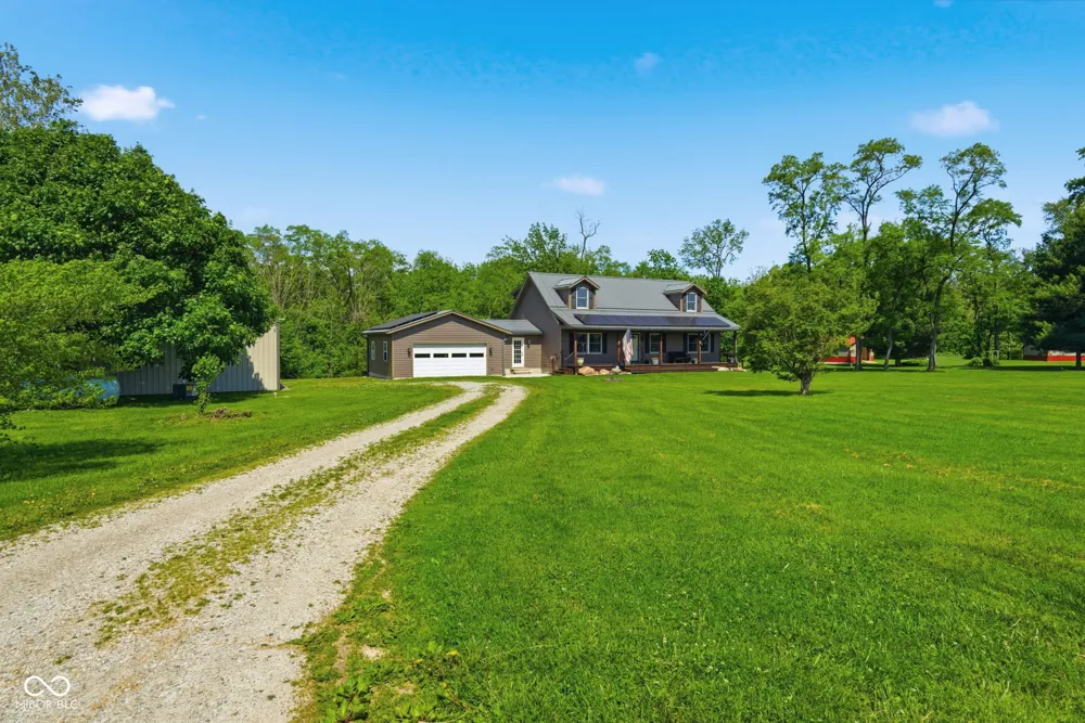 10777 S Waveland Road Waveland, IN 47989