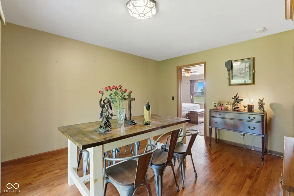 10777 S Waveland Road Waveland, IN 47989