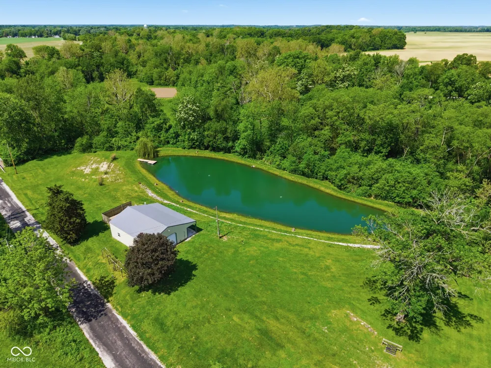 10777 S Waveland Road Waveland, IN 47989