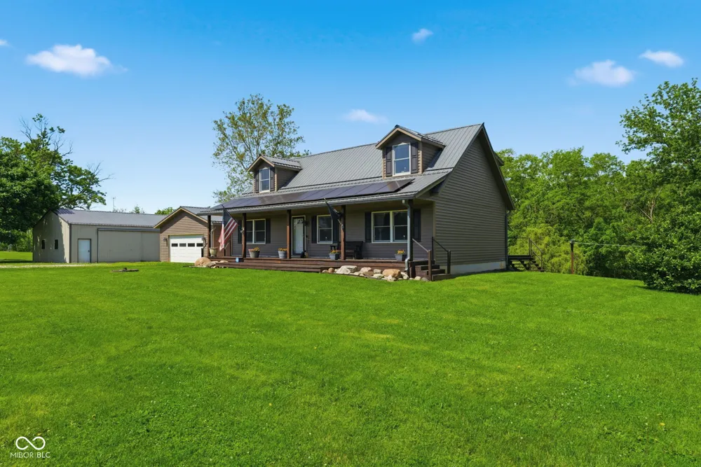 10777 S Waveland Road Waveland, IN 47989