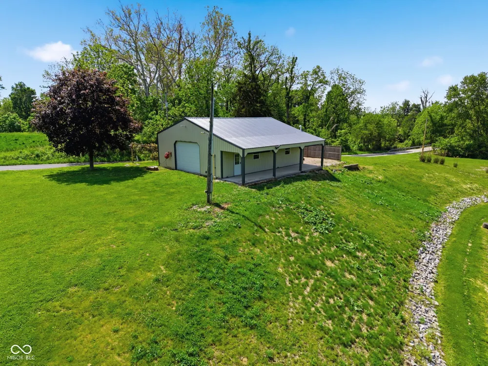 10777 S Waveland Road Waveland, IN 47989