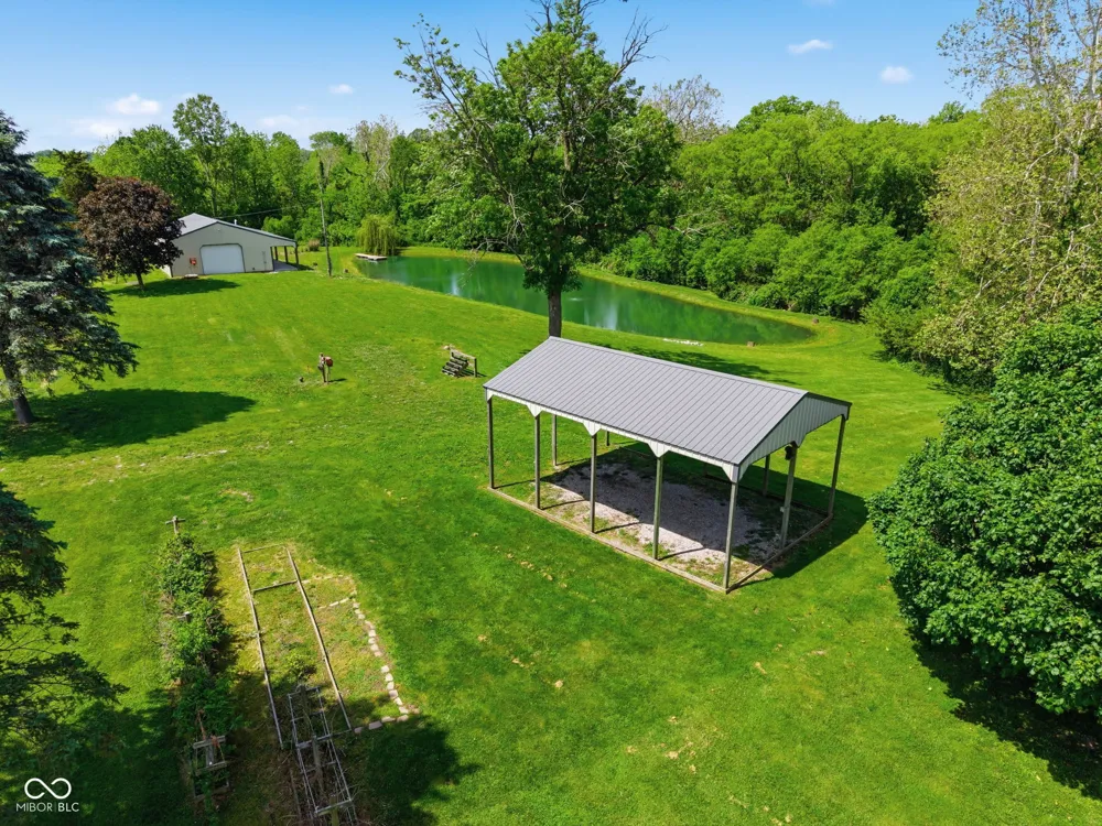 10777 S Waveland Road Waveland, IN 47989