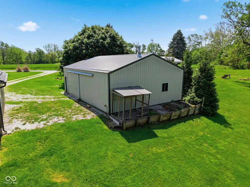 10777 S Waveland Road Waveland, IN 47989