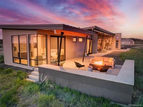 7675 Fox Glen Drive