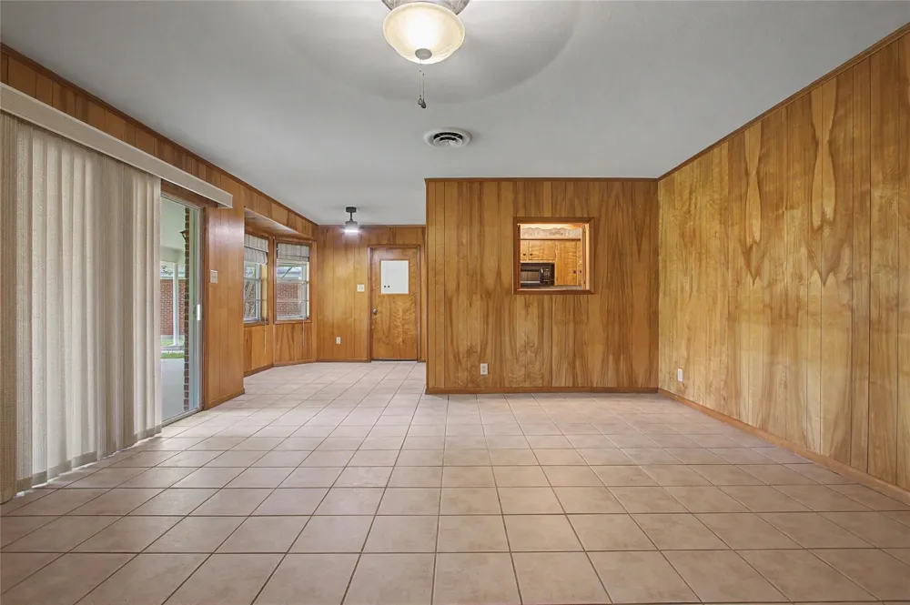 502 Cannon Road Victoria, TX 77904