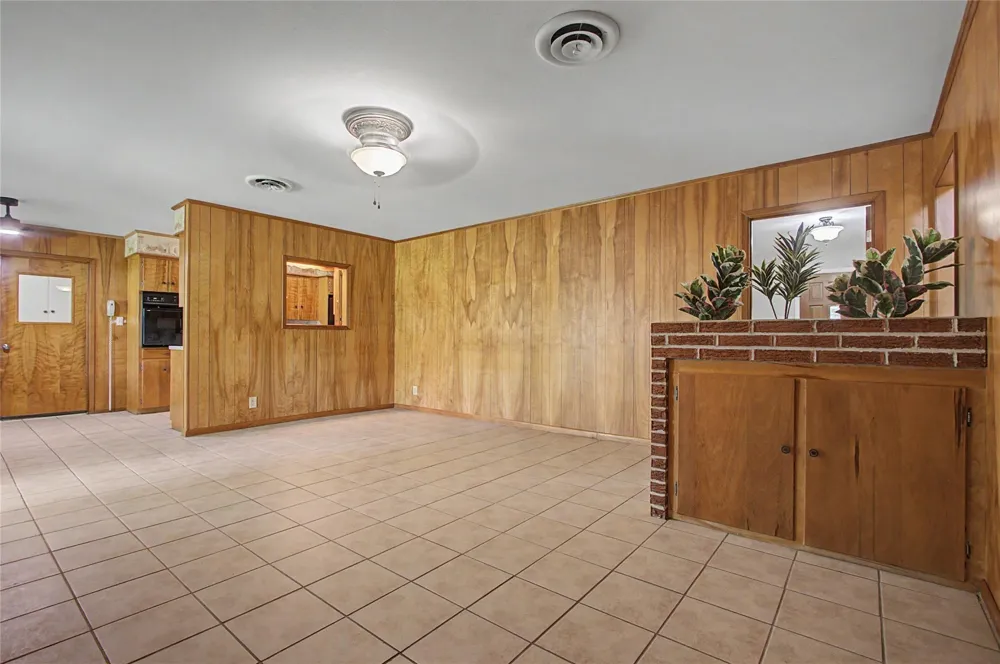 502 Cannon Road Victoria, TX 77904