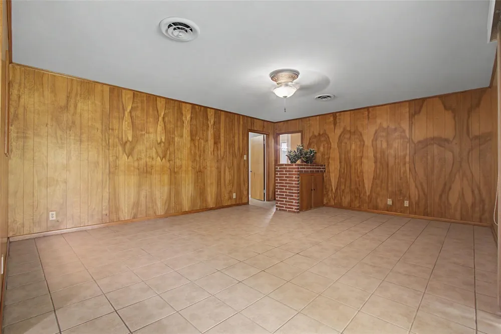 502 Cannon Road Victoria, TX 77904