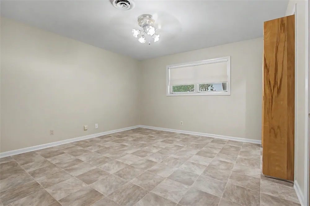 502 Cannon Road Victoria, TX 77904