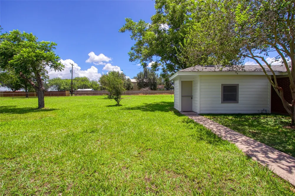 502 Cannon Road Victoria, TX 77904