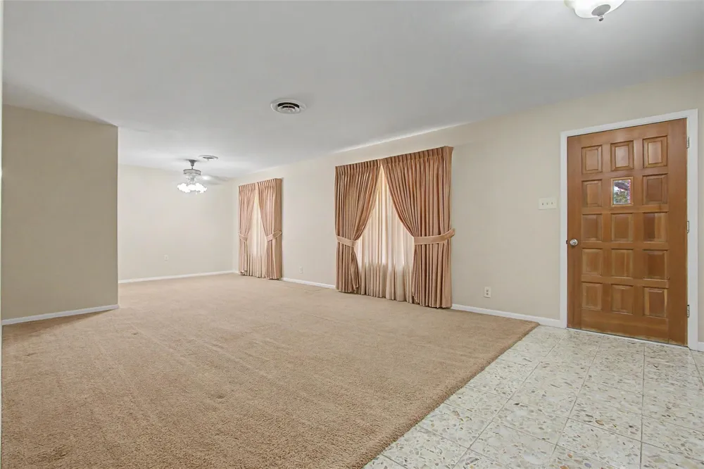 502 Cannon Road Victoria, TX 77904