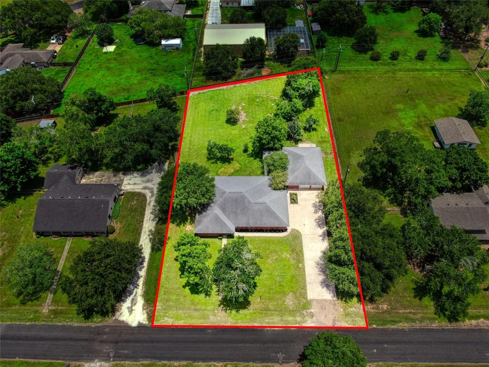 502 Cannon Road Victoria, TX 77904