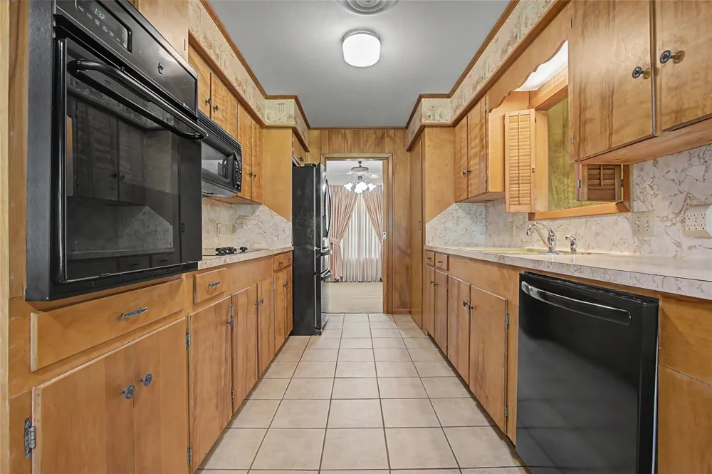 502 Cannon Road Victoria, TX 77904