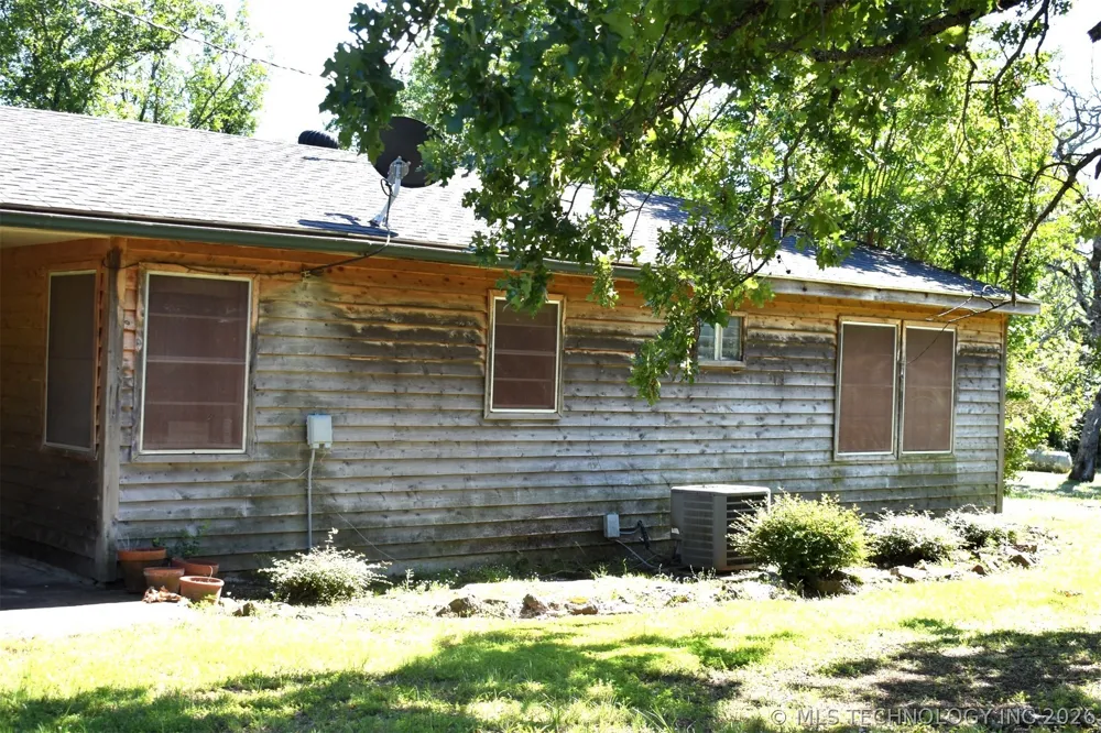 1 E 965 LOOP Vian, OK 74962