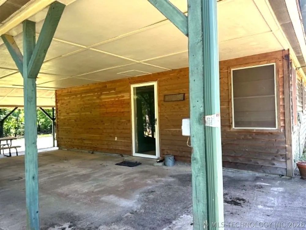 1 E 965 LOOP Vian, OK 74962