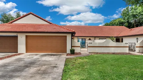 2756 DEL CASA COURT #18