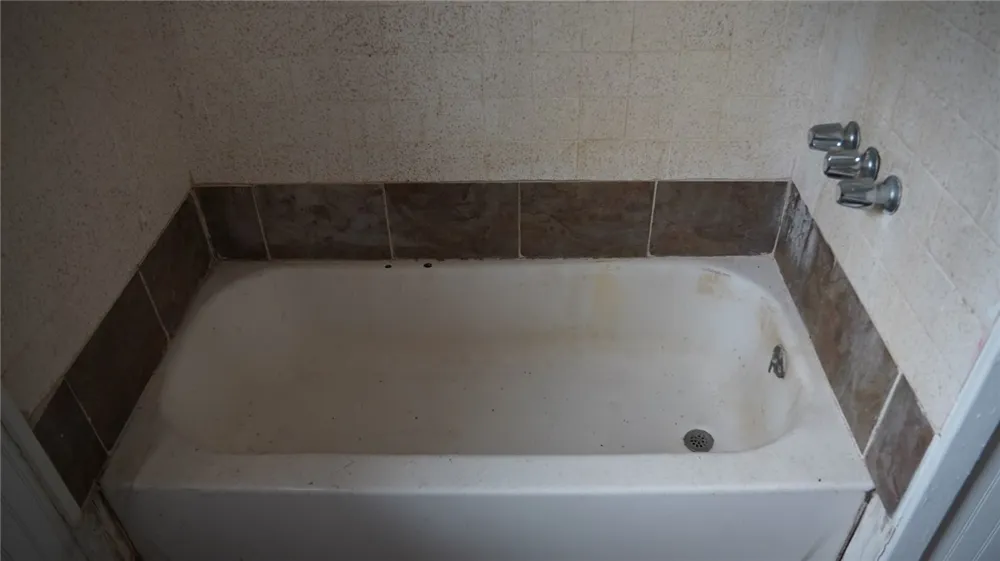 607 E North Street Hebbronville, TX 78361