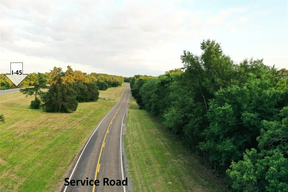 720 Interstate 45 S Fairfield, TX 75840