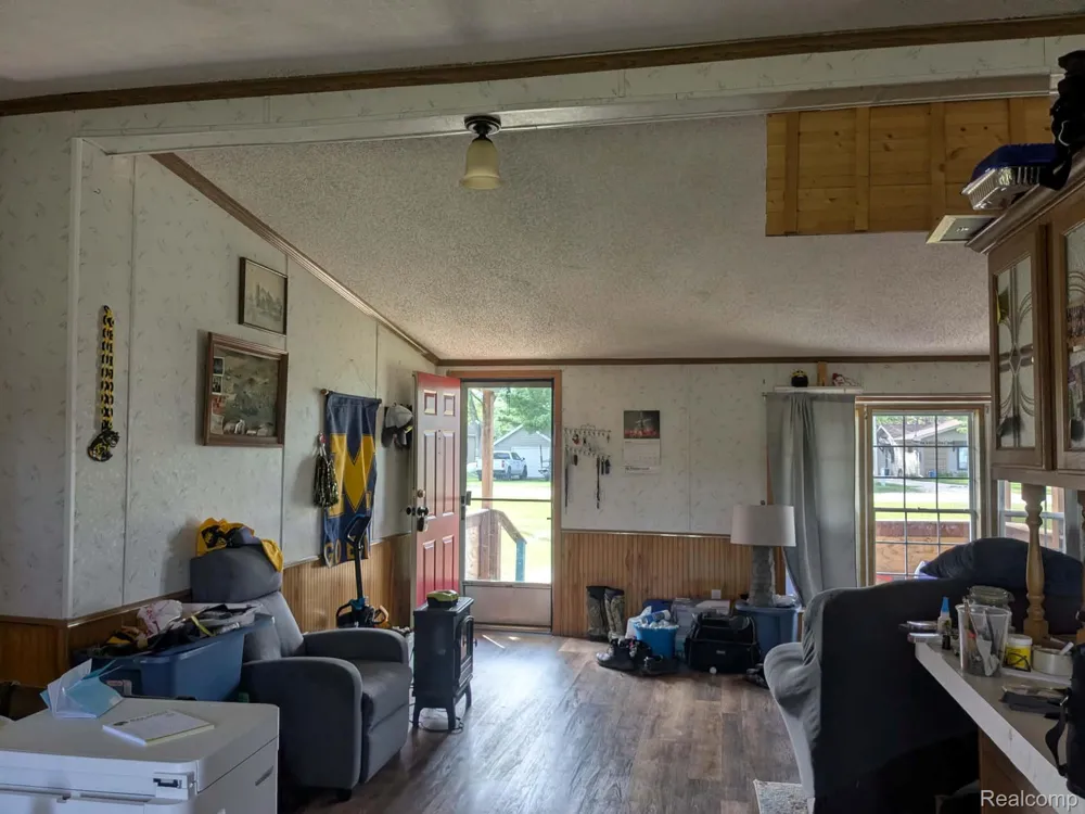 5554 Sauble Lake Drive Sauble Township, MI 49644