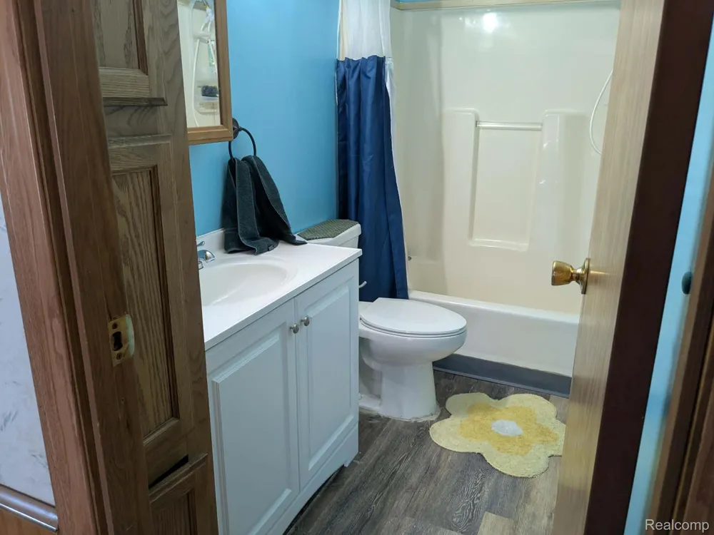 5554 Sauble Lake Drive Sauble Township, MI 49644