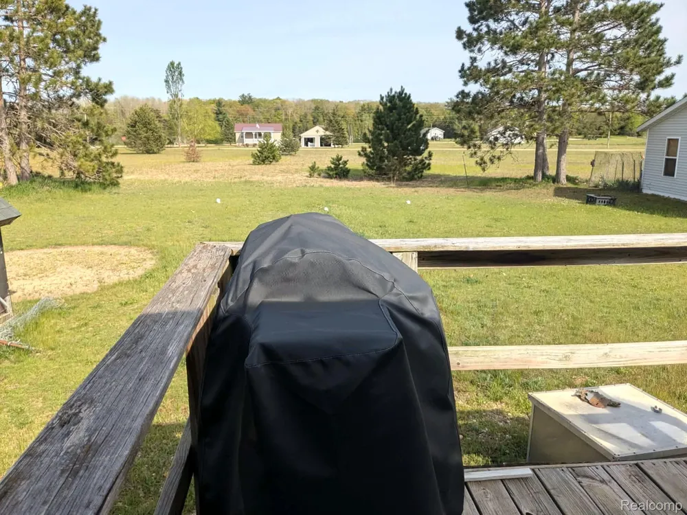 5554 Sauble Lake Drive Sauble Township, MI 49644