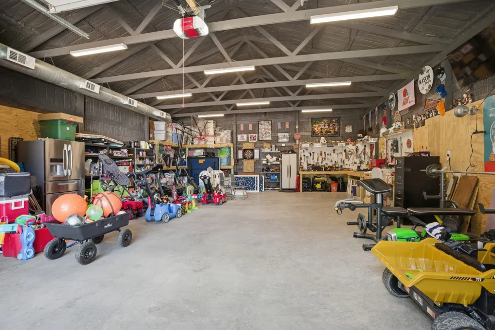 3027 NW State Highway 11 Leonard, TX 75452