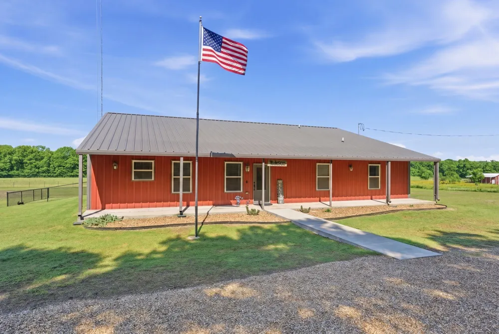 3027 NW State Highway 11 Leonard, TX 75452