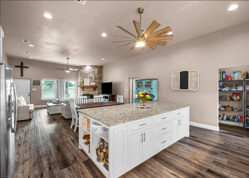 1500 Newberry Road Millsap, TX 76066