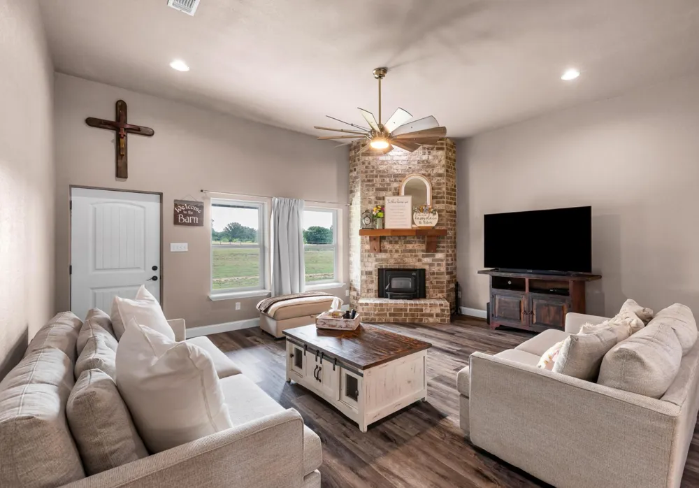 1500 Newberry Road Millsap, TX 76066