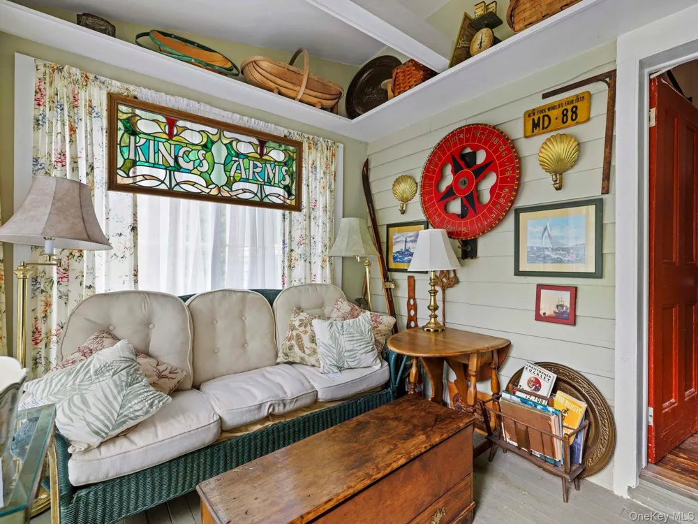 80 S Ohioville Road S New Paltz, NY 12561