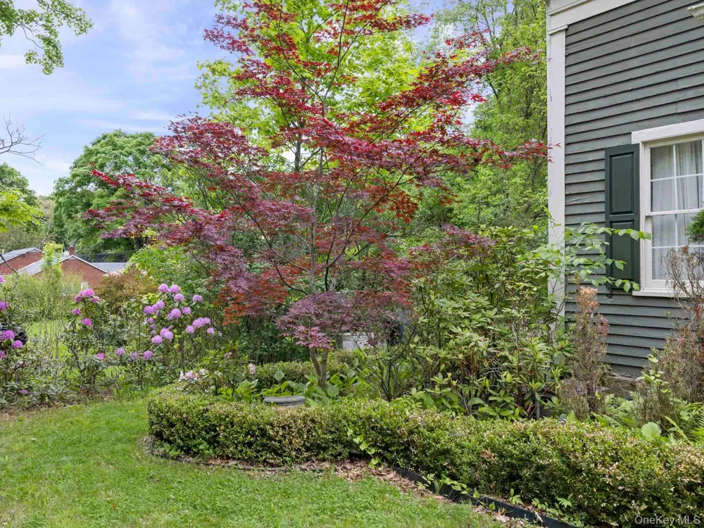 80 S Ohioville Road S New Paltz, NY 12561