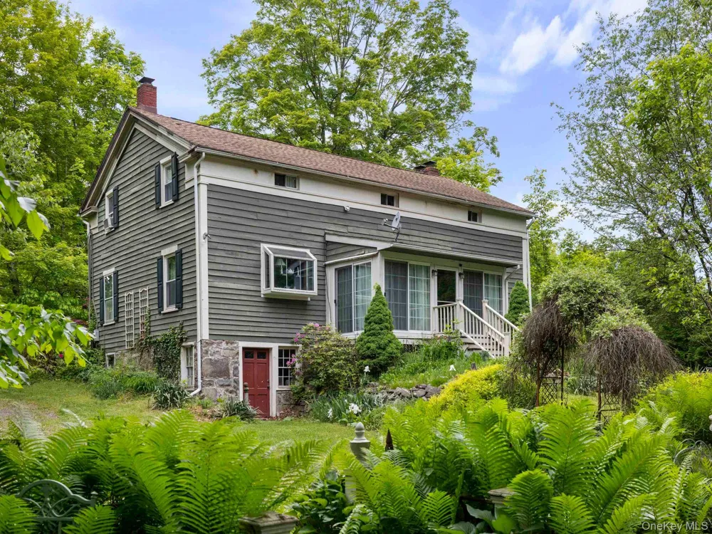 80 S Ohioville Road S New Paltz, NY 12561
