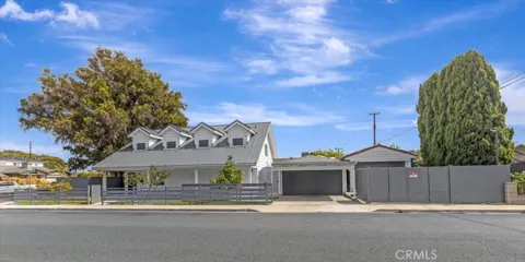 8532 Washington