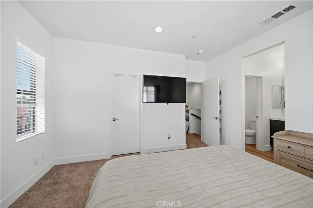 205 S Paige Ln La Habra, CA 90631