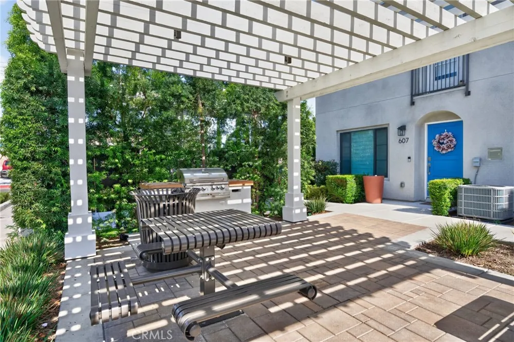 205 S Paige Ln La Habra, CA 90631
