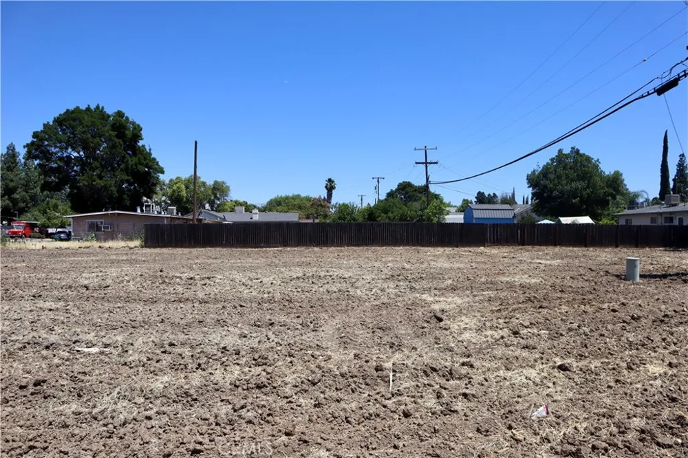3454 G STREET Merced, CA 95340