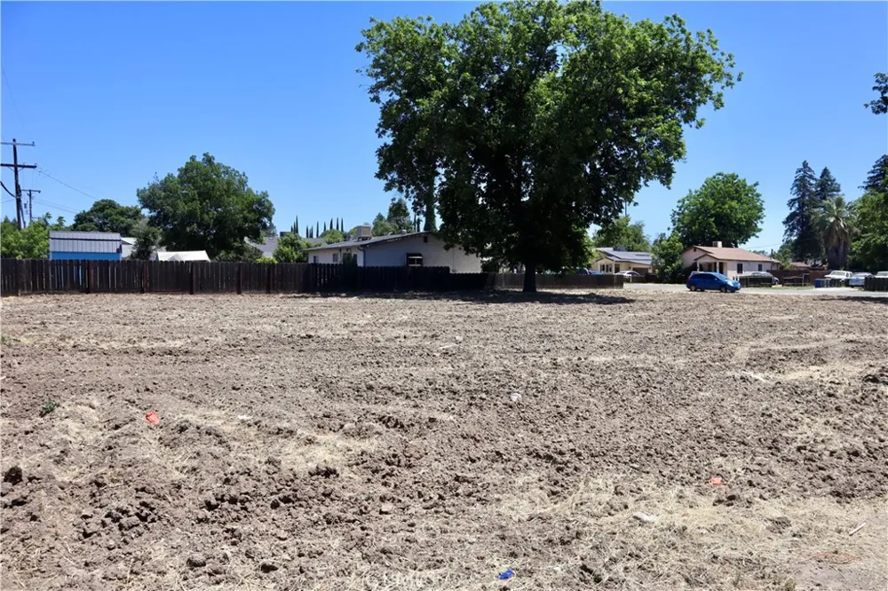 3454 G STREET Merced, CA 95340