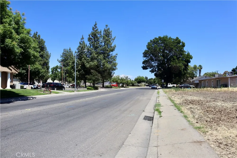 3454 G STREET Merced, CA 95340