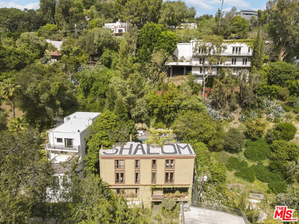 10023 Westwanda Drive Beverly Hills, CA 90210