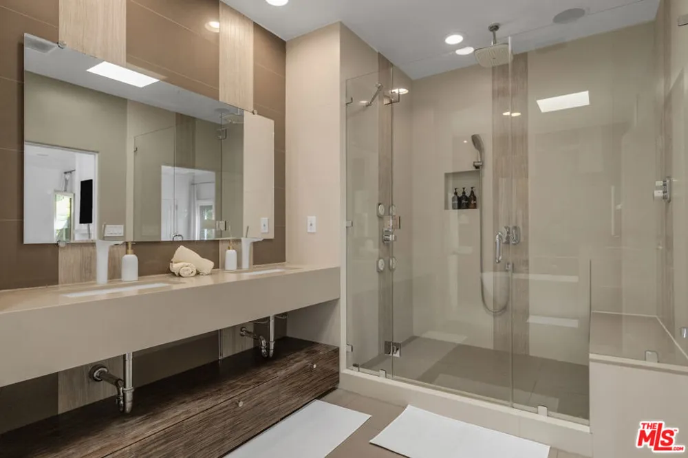 10023 Westwanda Drive Beverly Hills, CA 90210