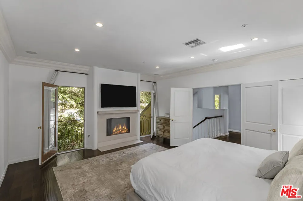 10023 Westwanda Drive Beverly Hills, CA 90210