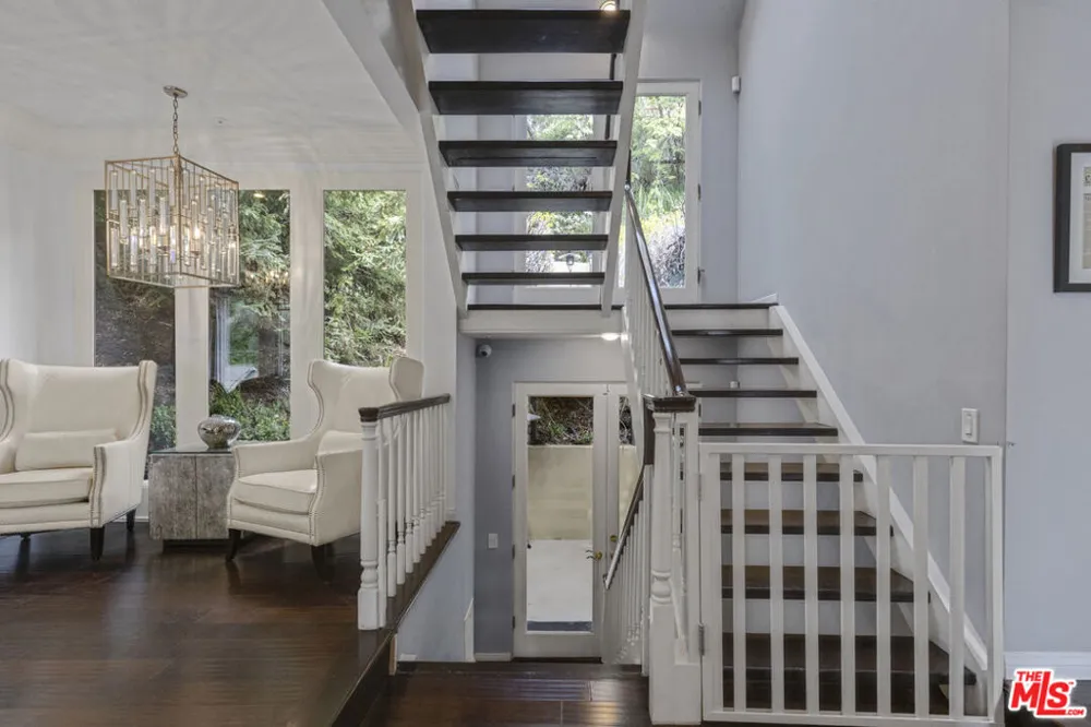 10023 Westwanda Drive Beverly Hills, CA 90210