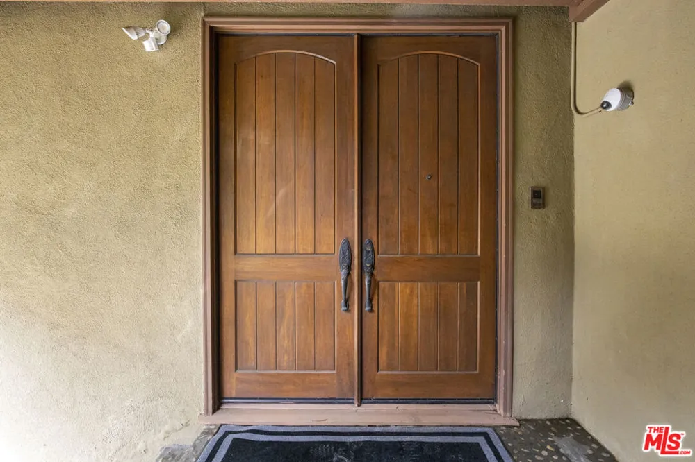 10023 Westwanda Drive Beverly Hills, CA 90210