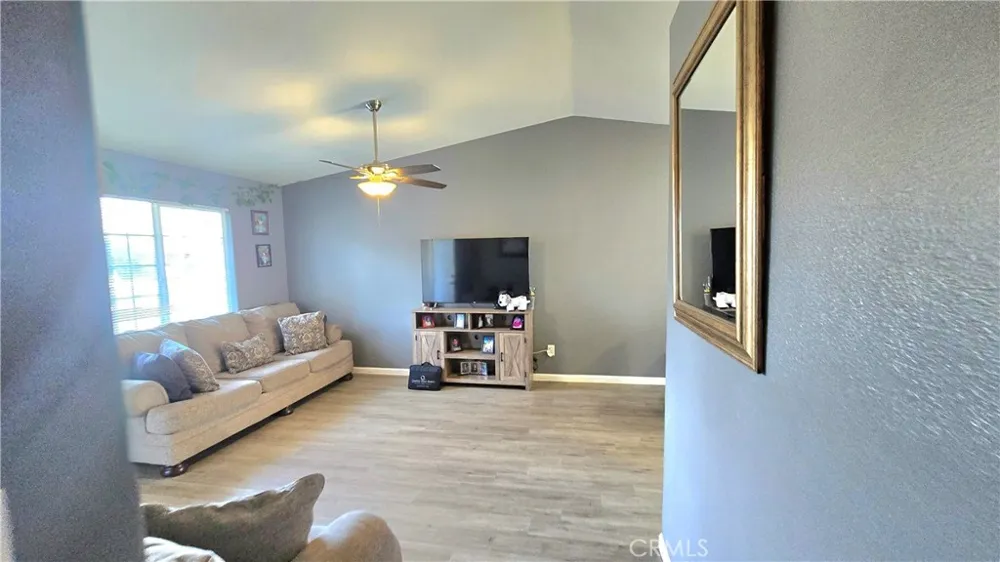 311 Chiapas Bakersfield, CA 93307