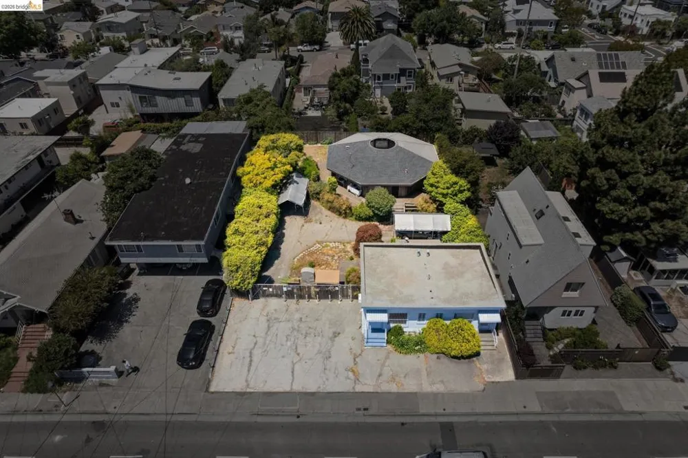 1535 Ashby Ave Berkeley, CA 94703