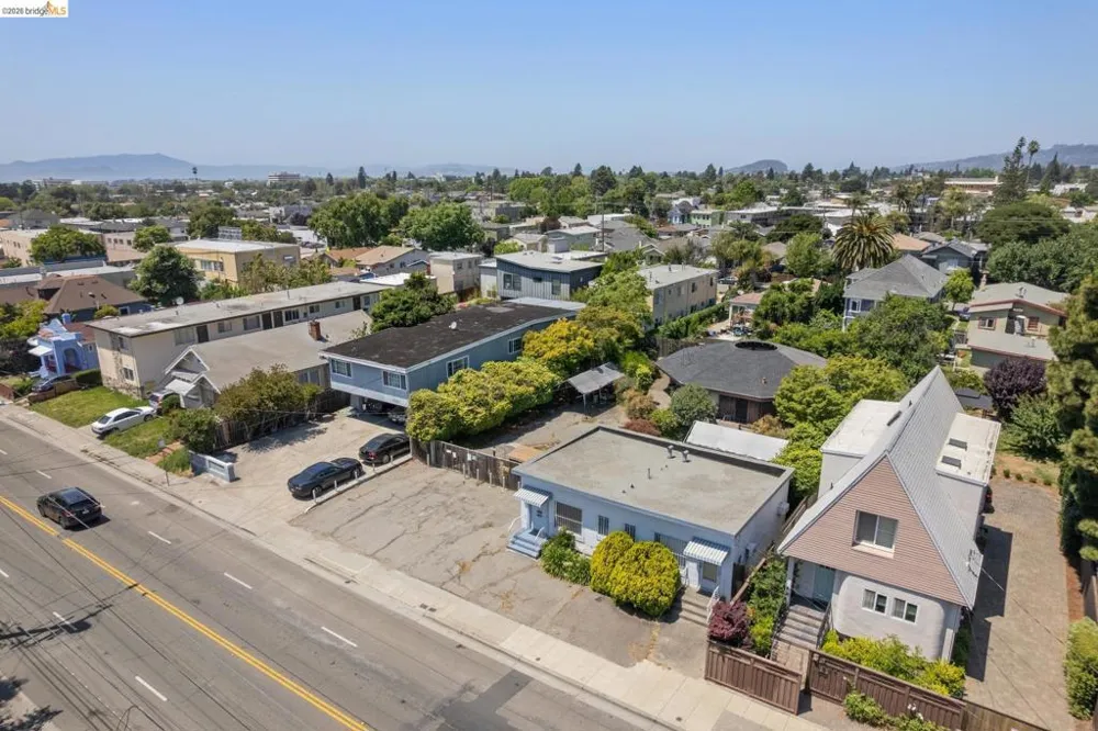 1535 Ashby Ave Berkeley, CA 94703
