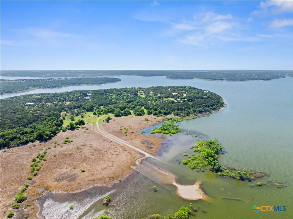 1 Owl Creek Park Rd Gatesville, TX 76528