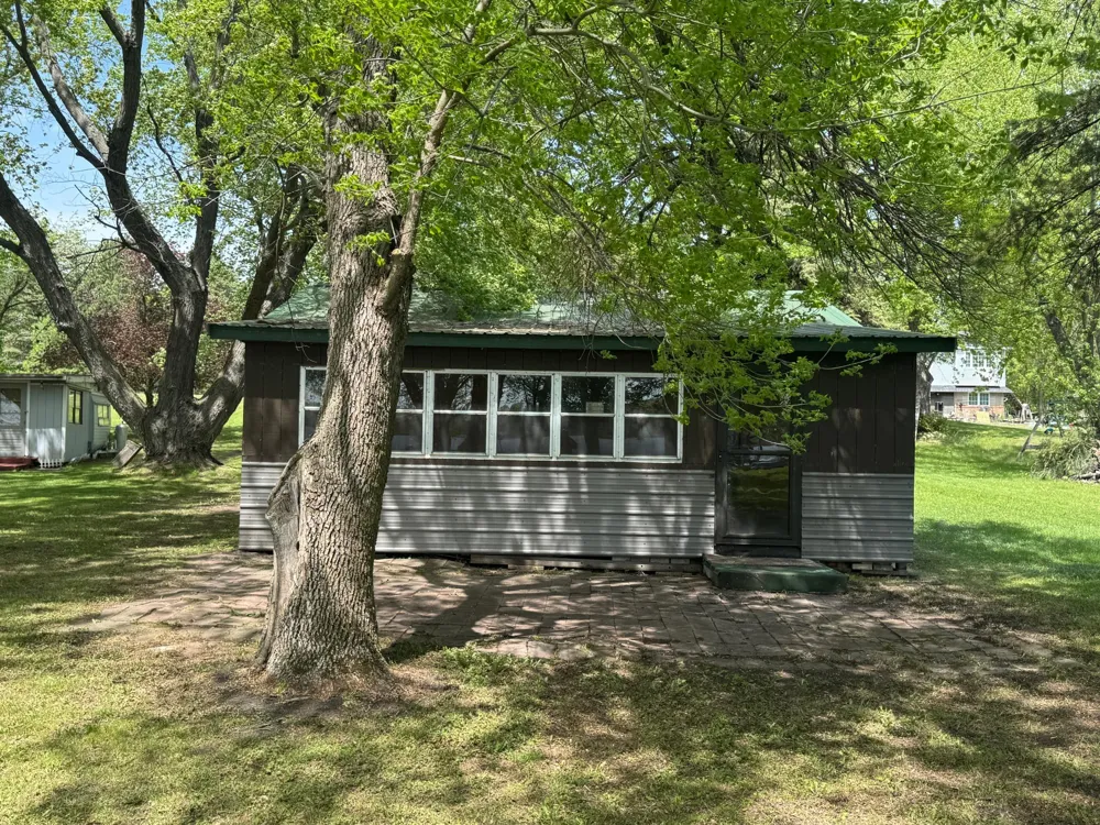 31510 Landing Drive Dent, MN 56528